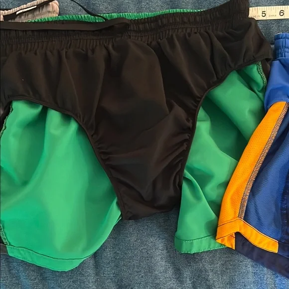 Lot of three Nike running shorts - Picture 10 of 14